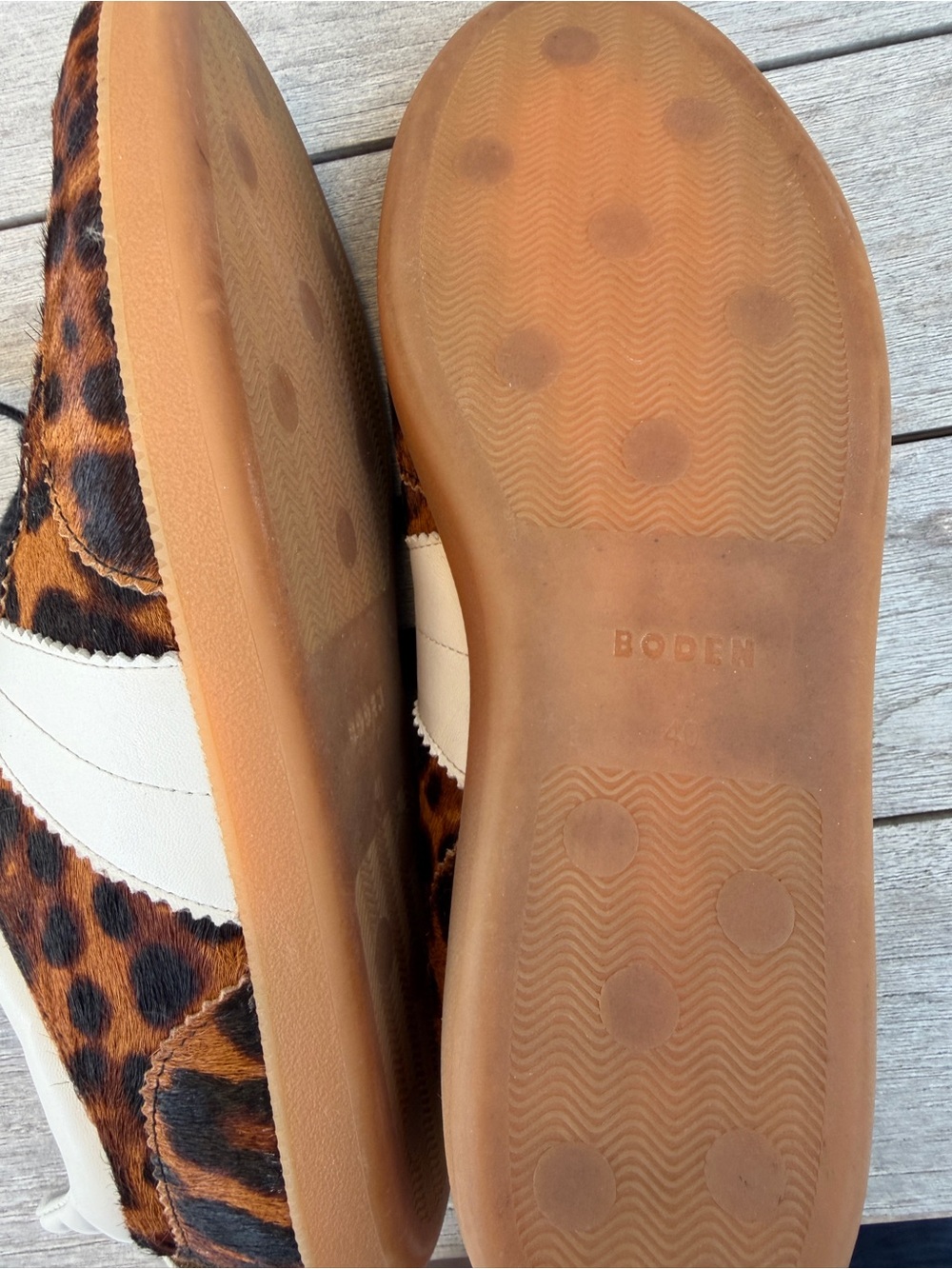 Boden Erin Leopard Calf Hair Lace-Up Sneakers - Brown in size 8.5/9 - Picture 4 of 6